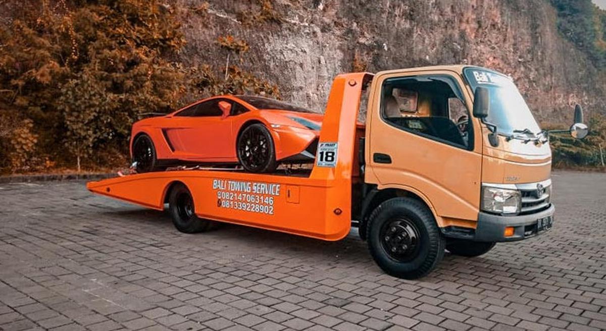 Jasa towing sangat dibutuhkan saat kondisi darurat (ist)