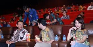 Film My Stupid Boss mendapat sambutan luar biasa dari masyarakat. Bahkan hari pertama penayangan, beberapa tempat bioskop penuh. Film ini juga mendapat perhatian dari Gubernur DKI, Basuki Tjahaja Purnama alias Ahok. (Galih W. Satria/Bintang.com)