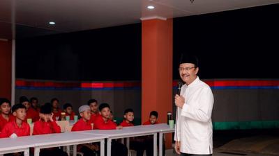 Mensos Beri Motivasi Siswa Baru Sekolah Rakyat Jakarta, Tekankan Semangat dan Toleransi