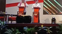 Akhyar-Salman memakai Uis Gara Karo dan Tengkulok Melayu saat debat