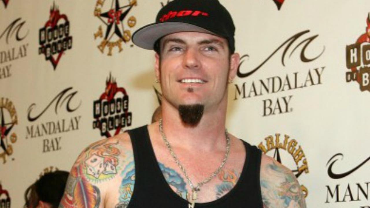 Akibat Penangkapan, Vanilla Ice Protes Keras