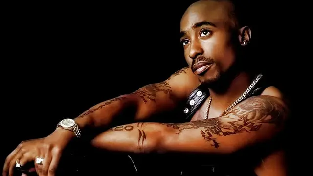 2pac-131206b.jpg
