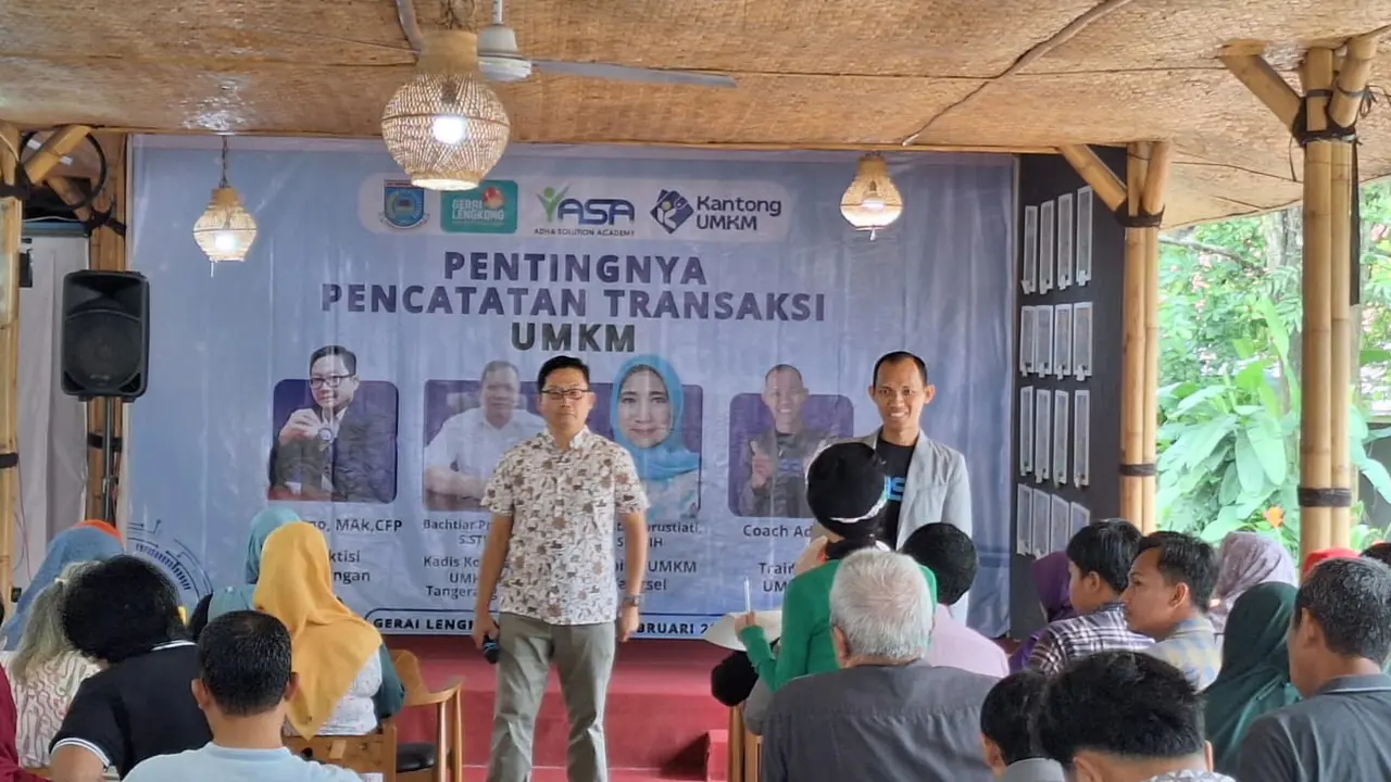 Diskusi Pentingnya Pencatatan Transaksi UMKM sekaligus peresmian kasir digital Kantong UMKM