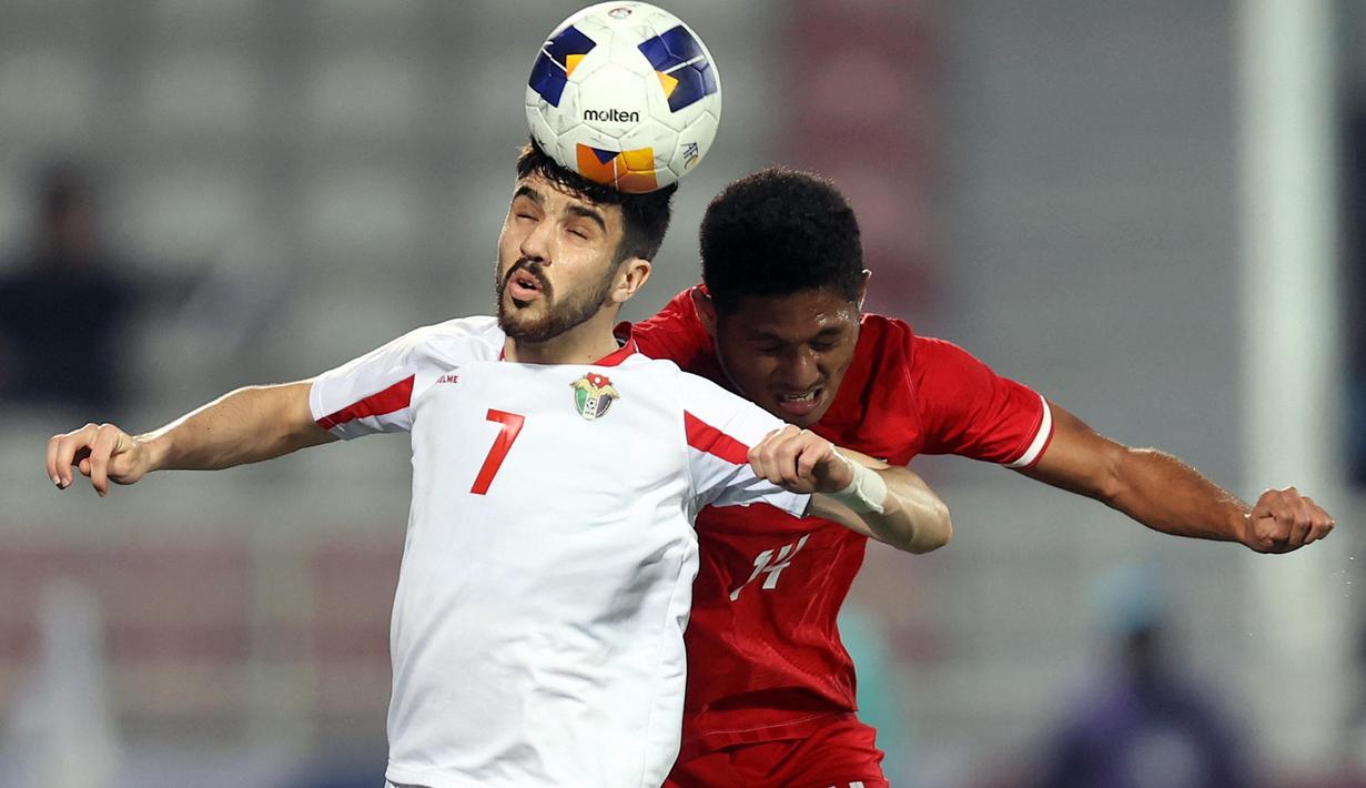 Gol Komang Teguh di menit ke-85 menutup pesta gol timnas Indonesia U-23 ke gawang Yordania. (KARIM JAAFAR/AFP)
