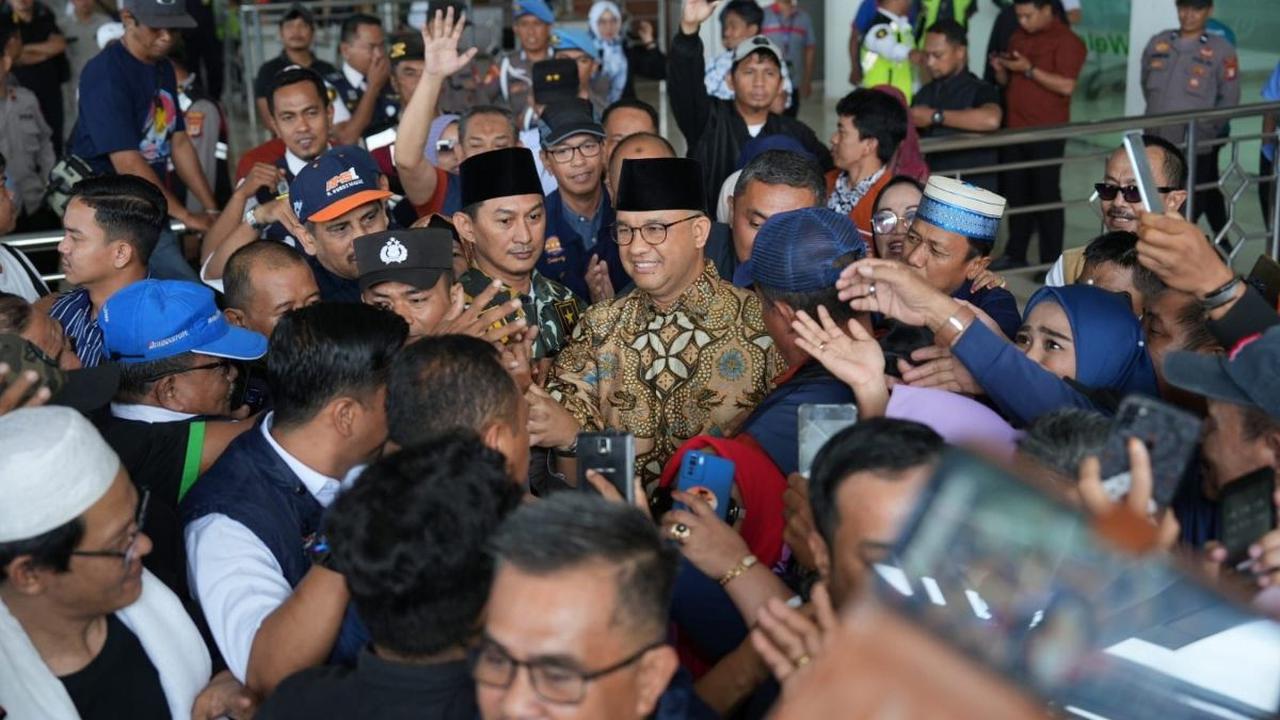 Dalam tulisan yang dibuat Anies tahun 1997. Judulnya Industri Pendidikan Tinggi. Dari sini, dia sudah melihat gejala komersialisasi pendidikan