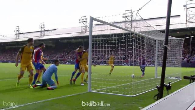 Drama lima gol di babak pertama cukup menggambarkan serunya pertandingan Crystal Palace menjamu Brighton, Sabtu (14/4). Wilfried Z...