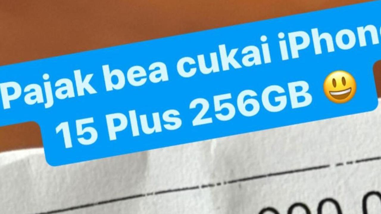 Yang membuat kaget ada biaya pajaknya. Sontak membuat para netizen bereaksi.