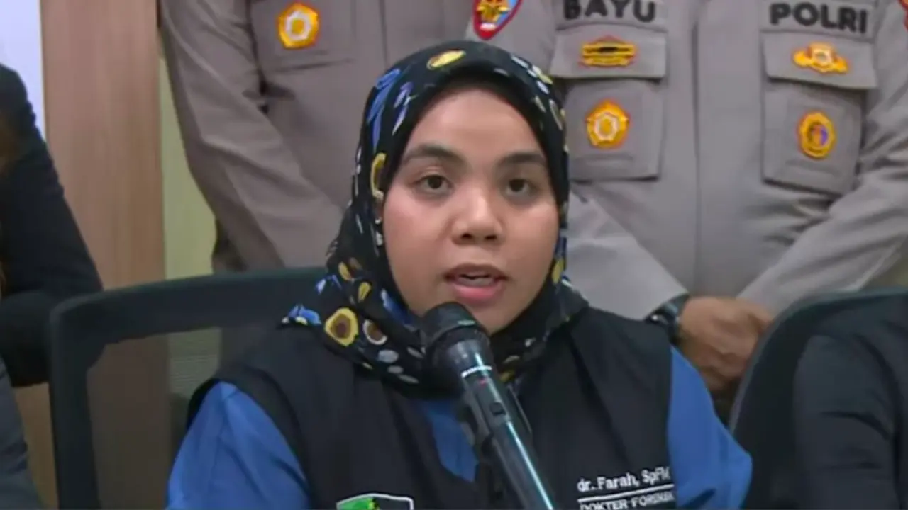 Ahli Forensik RS Polri Kramat Jati  dr Farah Kaurow