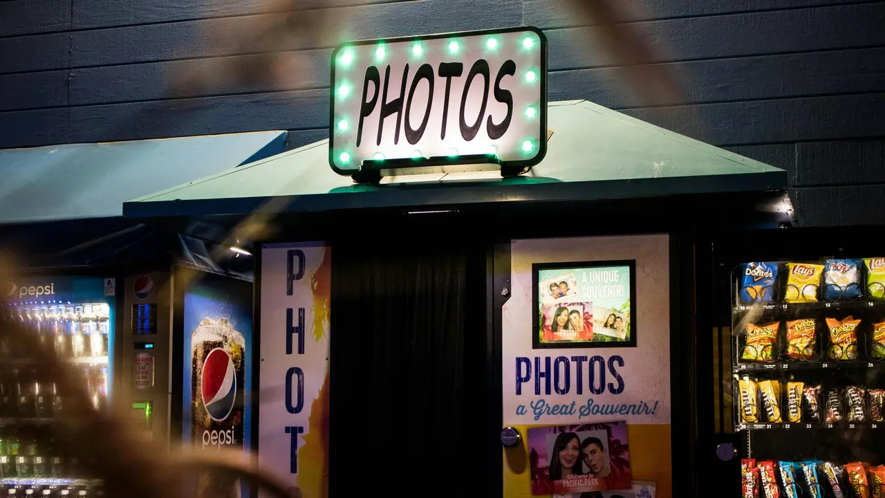 Gen Z Photobox