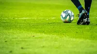 Ilustrasi Sepak Bola. (Photo by Emilio Garcia on Unsplash)