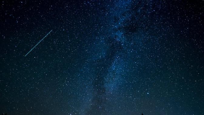 Ilustrasi komet | Neale LaSalle dari Pexels