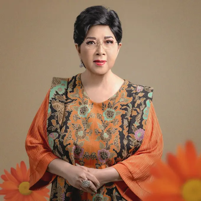 TItiek Puspa