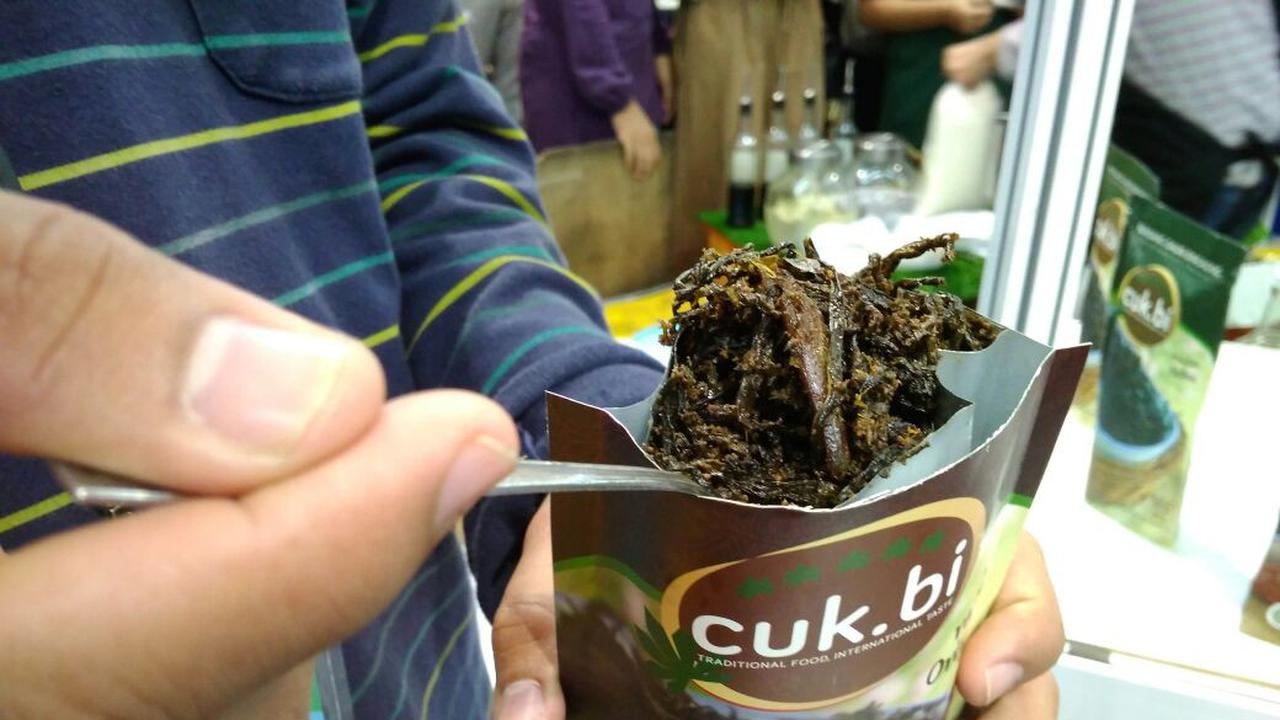 Tanpa Daging, Rendang Asal Sijunjung Ini Gunakan Daun Singkong