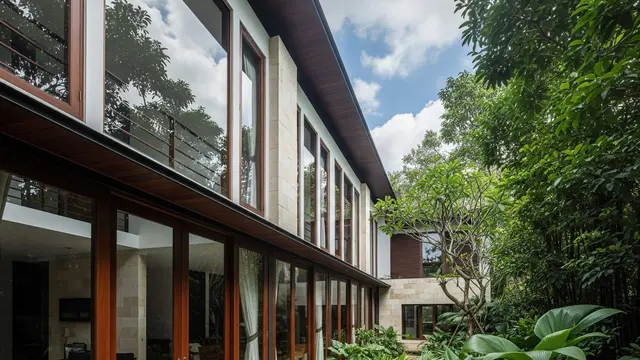 Desain Rumah Sempit Memanjang Anti Pengap