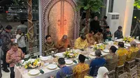 Acara halal bihalal yang dihelat oleh DPP Partai Golkar di&nbsp;Jalan Anggrek Neli, Jakarta Barat, Senin (15/4/2024) (Liputan6.com/Muhammad Radityo Priyasmoro)