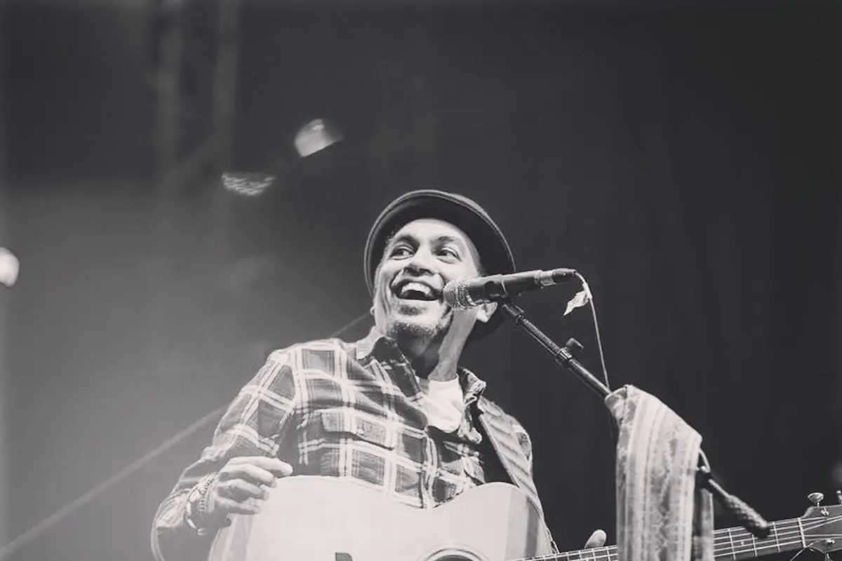 Selalu Peduli Sesama, Ini 7 Aksi Luar Biasa yang Pernah Dilakukan Glenn Fredly