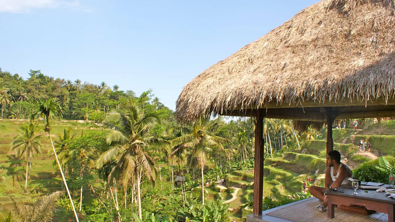 [Fimela] Traveling di Bulan Maret