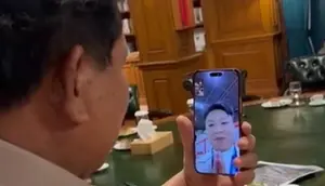 Prabowo Video Call Rahmat Erwin Usai Raih Emas Asian Games