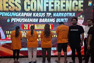 Empat pelaku kasus penculikan dan perdagangan Bilqis (4), bocah asal Makassar yang sempat dijual hingga ke kelompok Suku Anak Dalam di Jambi (Liputan6.com/Fauzan Sulaiman)