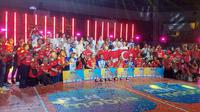 Perayaaan gelar juara Jakarta Pertamina Enduro setelah mengalahkan Jakarta Popsivo Polwan pada grand final PLN Mobile Proliga 2025 di GOR Amongrogo, Yogyakarta, Sabtu (10/5/2025) malam WIB. (Bola.com/Ana)