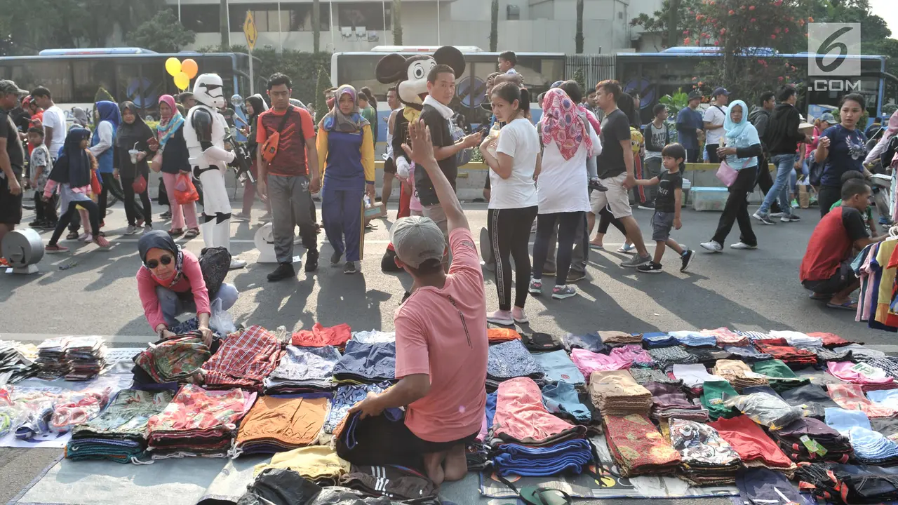 Lapak PKL Persempit Jalur Car Free Day