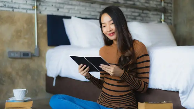 Ilustrasi membaca buku/freepik.com/lifeforstock