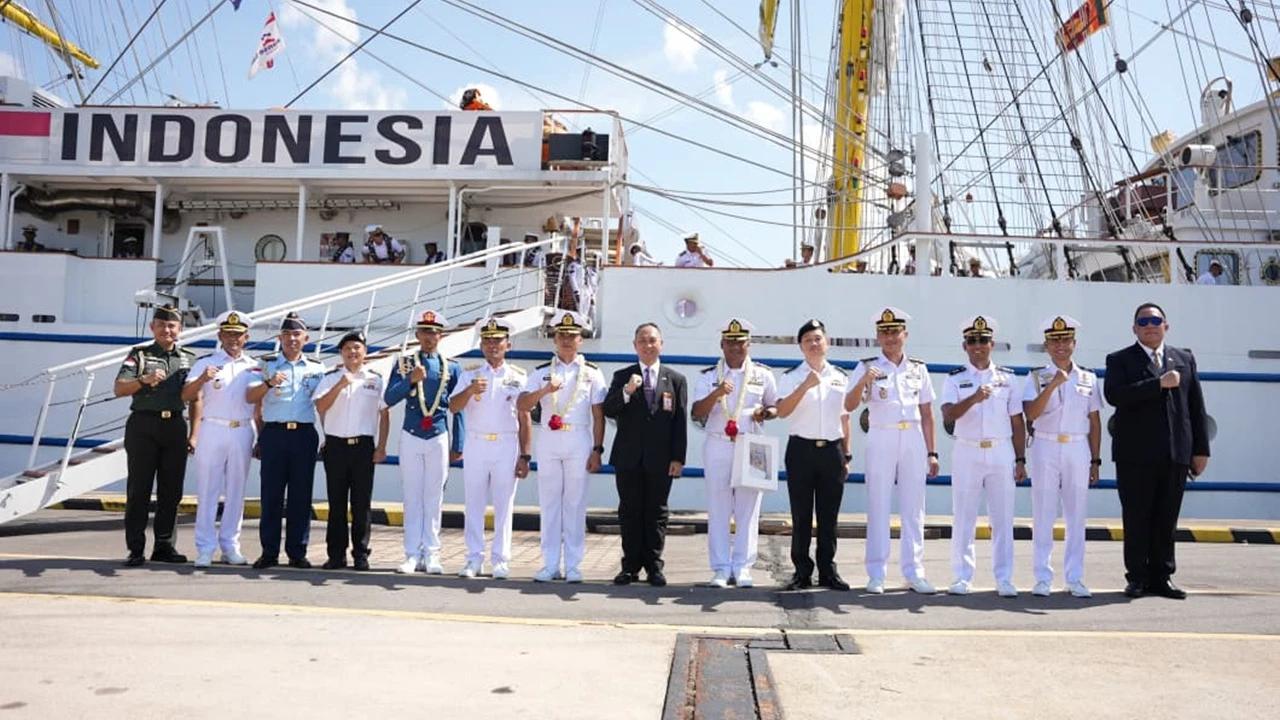 KRI Bima Suci Tiba di Singapura, Lanjutkan Misi Diplomasi Kartika Jala Krida 2026