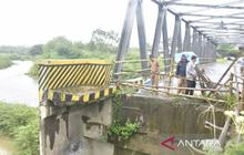Wow, Rp3,4 Miliar Digelontorkan untuk Perbaikan Jembatan Rejang Lebong Pasca Banjir 2022!