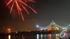 Suasana kemeriahan malam pergantian tahun di Ancol, Jakarta, Kamis (1/1/2015). (Liputan6.com/Faisal R Syam)