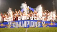 PSM Makassar menjuara Piala Indonesia setelah mengalahkan Persija Jakarta dengan agregat 2-1. (Bola.com/Abdi Satria)
