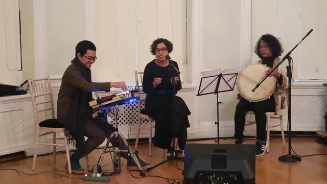 Penampilan Ubiet di London