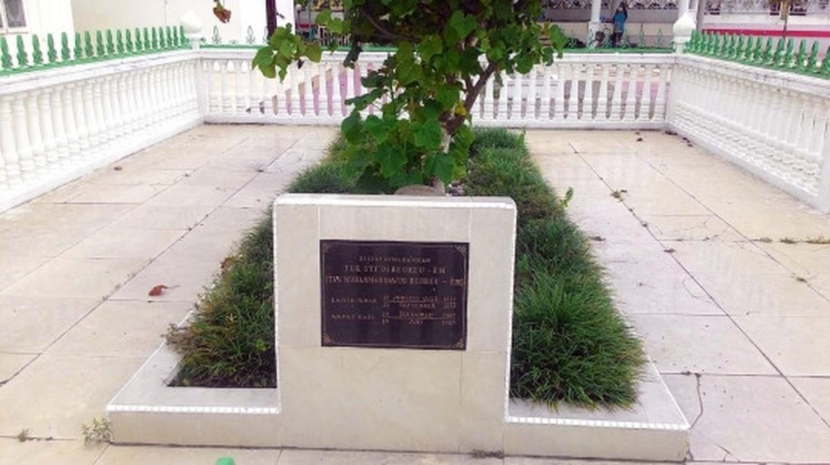 Kemegahan Masjid Abu Beureueh yang dibangun dari beras segenggam