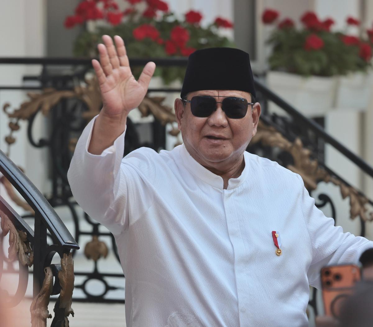 prabowo salat idul adha di paris