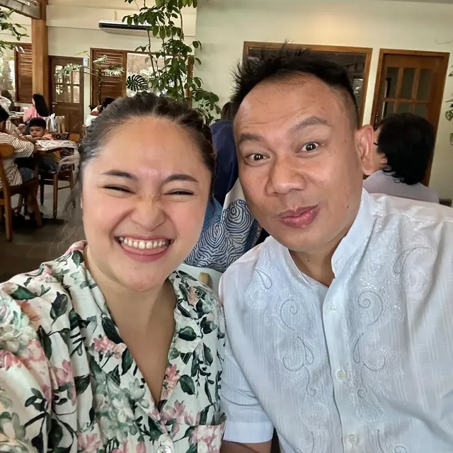7 Potret Kebersamaan Marshanda dan Vicky Prasetyo yang Kini Tuai Banyak Sorotan