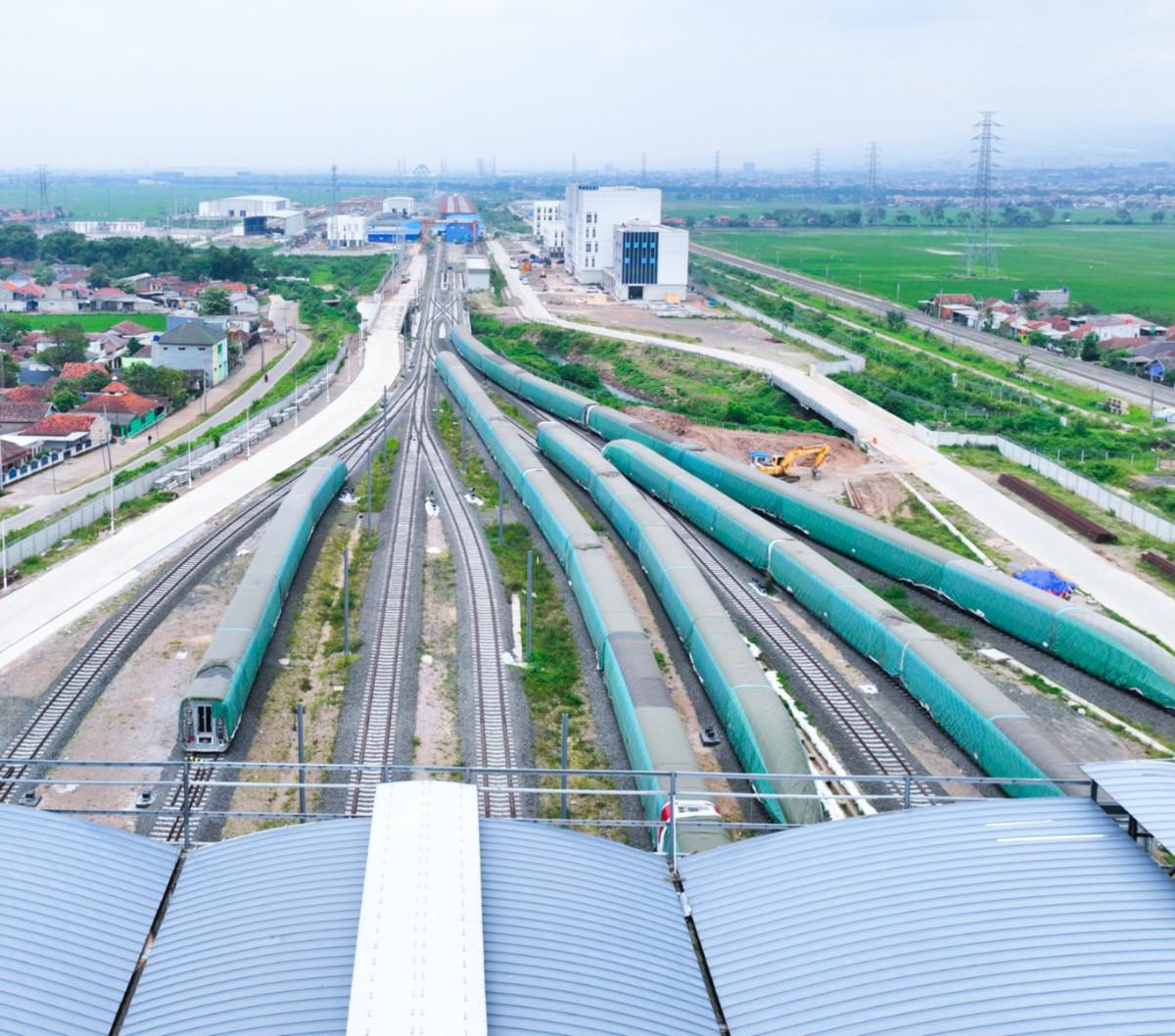 "Itu cukup, jadi nanti kita memang tinggal tunggu setoran ekuitas dari pihak Beijing Yawan saja. Jadi sudah cukup terpenuhi sebenarnya, sudah," kata Tiko.