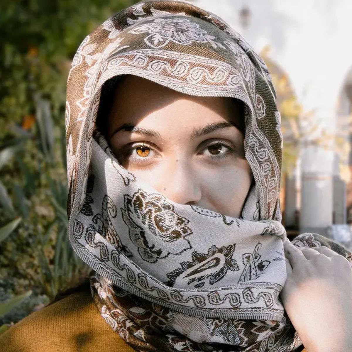 4 Kreasi Hijab Pashmina Terbaru yang Mudah dan Stylish!