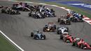 Jalannya balapan F1 di Sirkuit Internasional Sakhir, Bahrain. (photo by AFP/MARWAN NAAMANI)