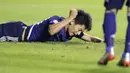 Striker Jepang, Ayase Ueda, tampak kecewa usai gagal membobol gawang Chili pada laga Copa America 2019 di Stadion Morumbi, Selasa (18/7). Chili menang 4-0 atas Jepang. (AP/Andre Penner)