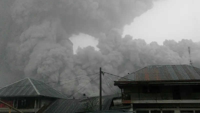 20160522-Gunung Sinabung Meletus, Korban Kembali Berjatuhan 