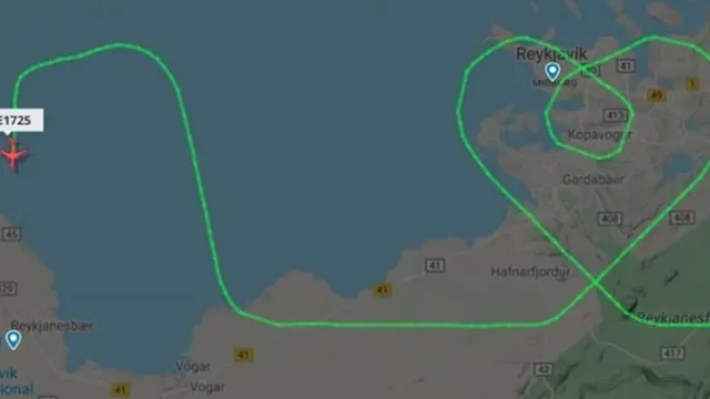 Buat Bentuk Hati Pakai Jalur Penerbangan, Aksi Dukungan Pilot untuk Para Medis Ini Unik