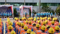 PT PLN (Persero) menggelar Apel Siaga Kelistrikan Hari Raya Natal Tahun 2023 dan Tahun Baru 2024 dengan tema "Kobarkan Semangat Membawa Terang di Seluruh Penjuru Negeri&rdquo; di Kantor Pusat PLN, Jakarta, Rabu (20/12/2023)