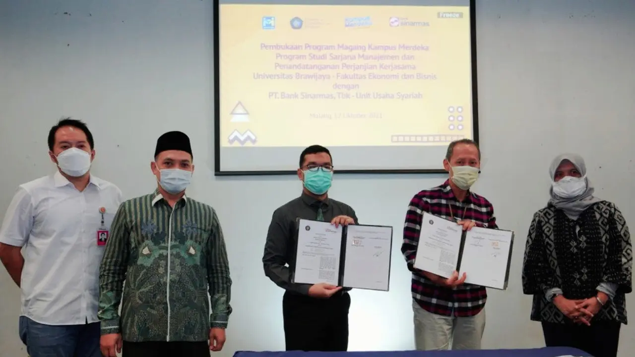 Bank Sinarmas Unit Usaha Syariah (UUS) menandatangani perjanjian dengan Universitas Brawijaya