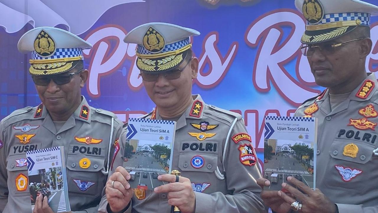 Jenderal Bintang Dua Polisi Jawab Curhatan Emak-Emak soal Anaknya 13 Kali Gagal Ujian SIM