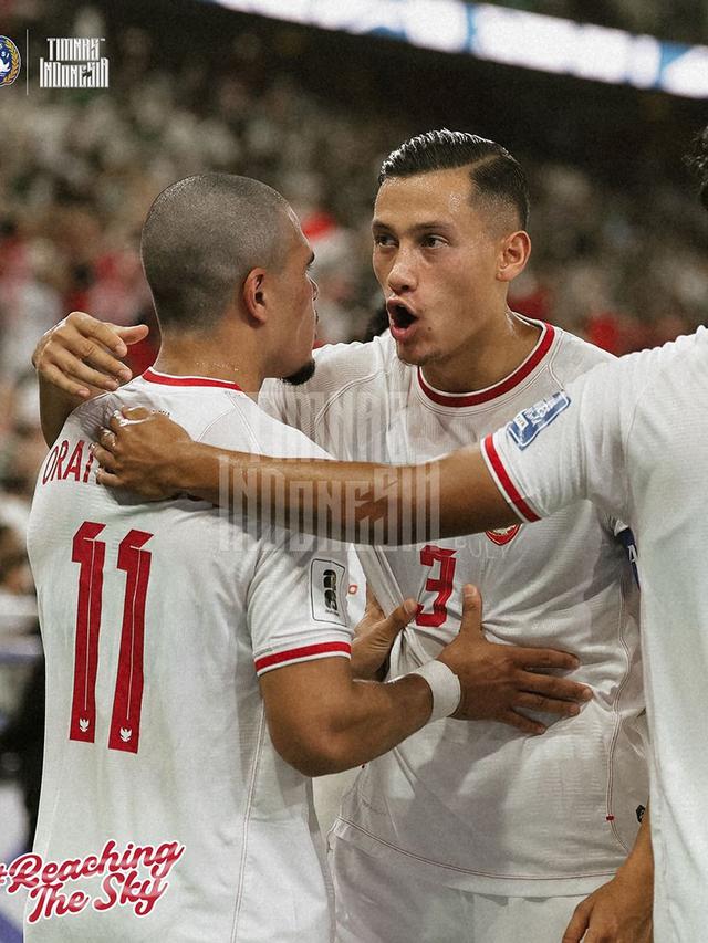 Foto: Maarten Paes Unjuk Kualitas di Laga Debut, Timnas Indonesia Tahan Imbang Arab Saudi di Kualifikasi Piala Dunia 2026