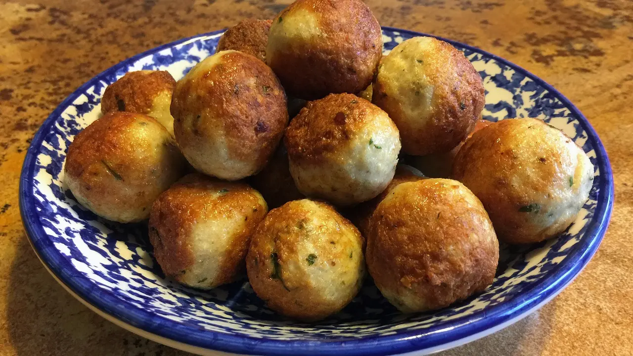 Ilustrasi Bakso Goreng