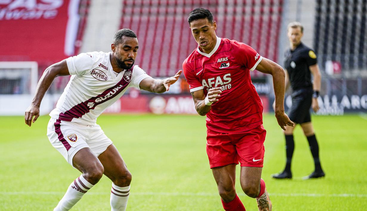 Musim ini bersama AZ Alkmaar ia telah tampil 20 laga di Eredivisie dengan mencetak 2 gol dan 2 assist. (AFP/ANP/Ed van de Pol)