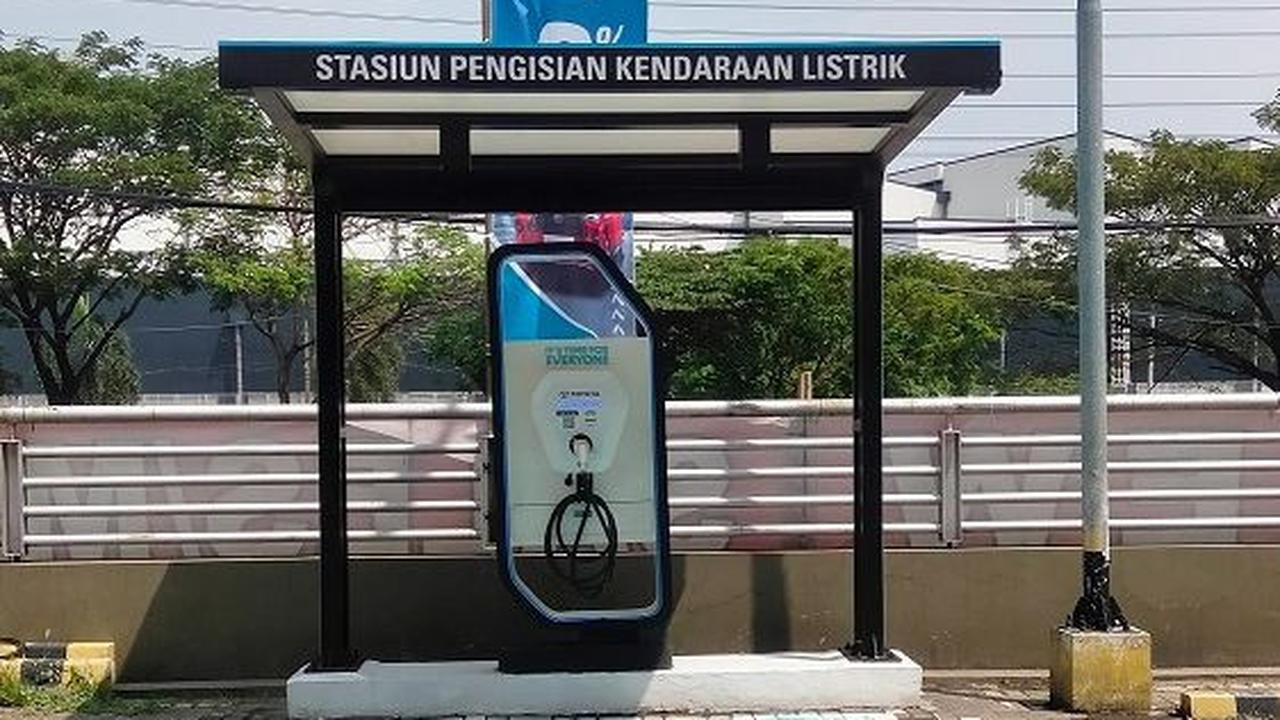 Toyota Indonesia Jor-joran Bangun Charging Station di Diler, Mal, hingga Rest Area