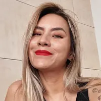 [Instagram/chantaldellaconcetta_]