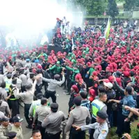 Berbagai peristiwa menarik yang telah terjadi menjelang dan digelarnya Hari buruh Internasional (May Day) pada 1 Mei 2015.