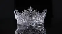 Miss Universe Indonesia 2024 Pakai Mahkota Emas Putih, Terinspirasi oleh Keindahan Bunga Teratai